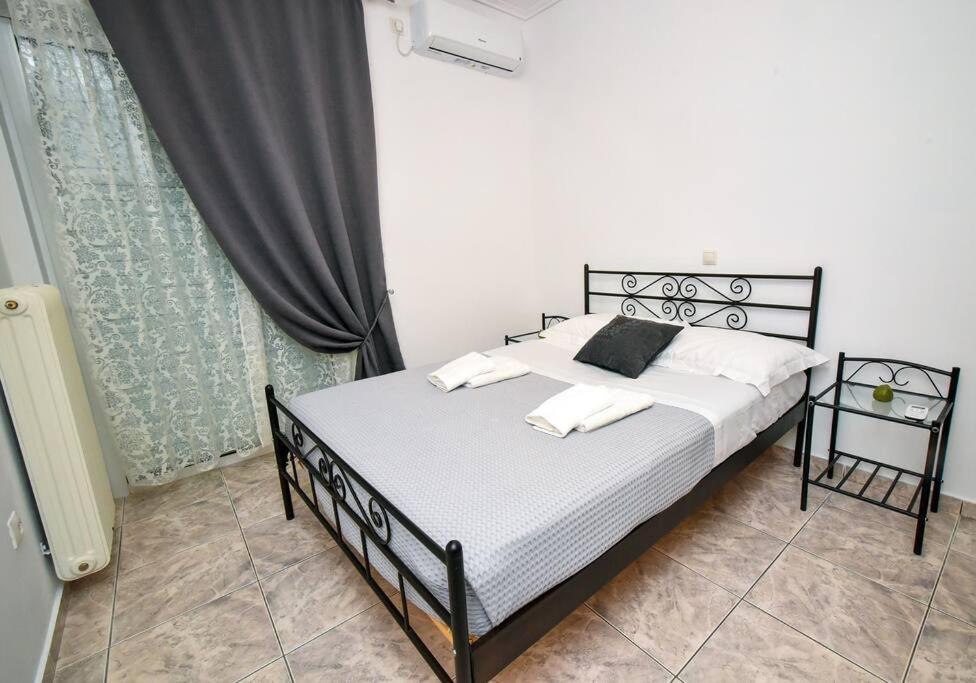 Lili'S Apartment 埃莱夫西纳 外观 照片